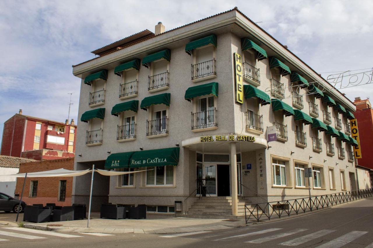 Hotel Real De Castilla ทอร์เดซียัส ภายนอก รูปภาพ